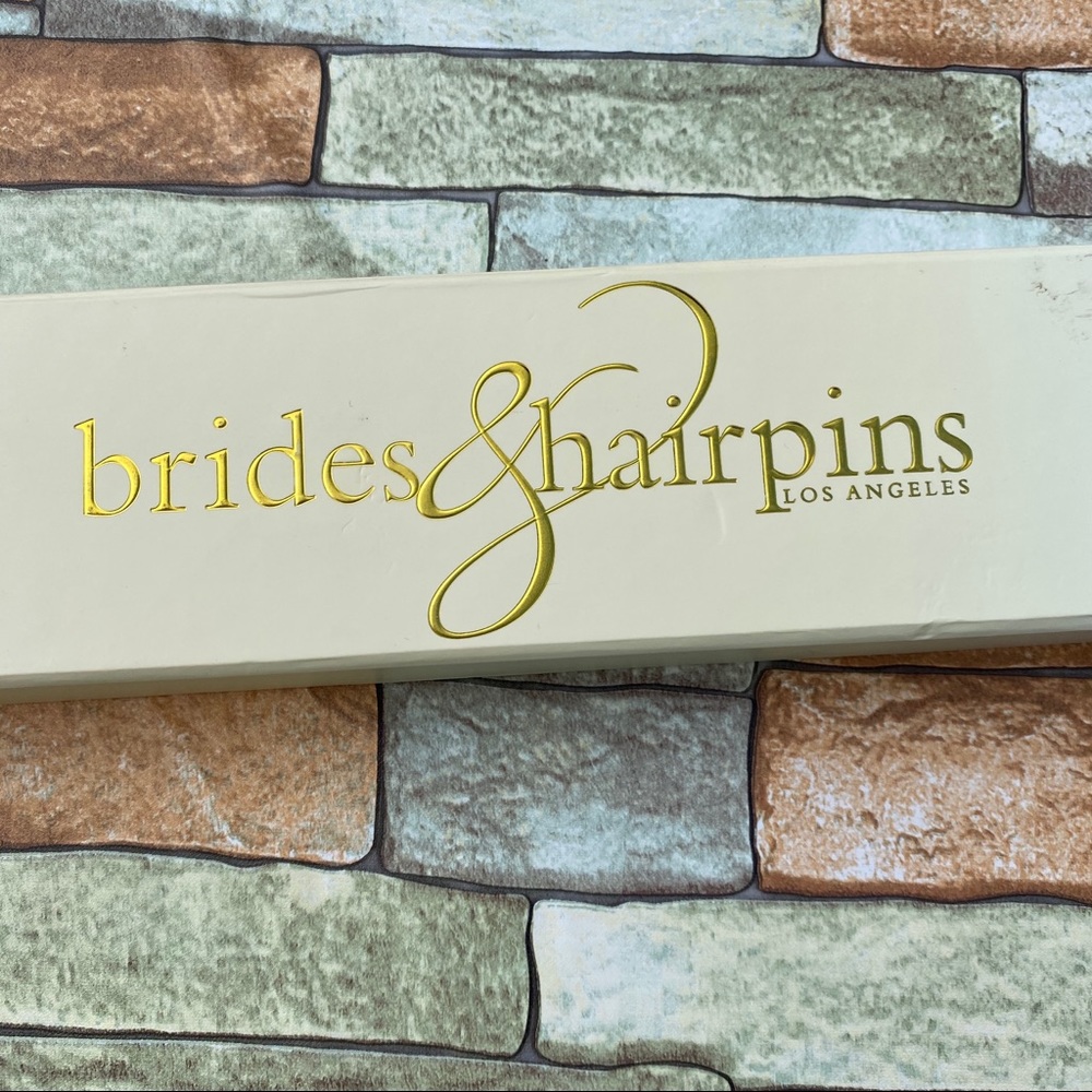 Brides & hairpins Los Angeles headpiece